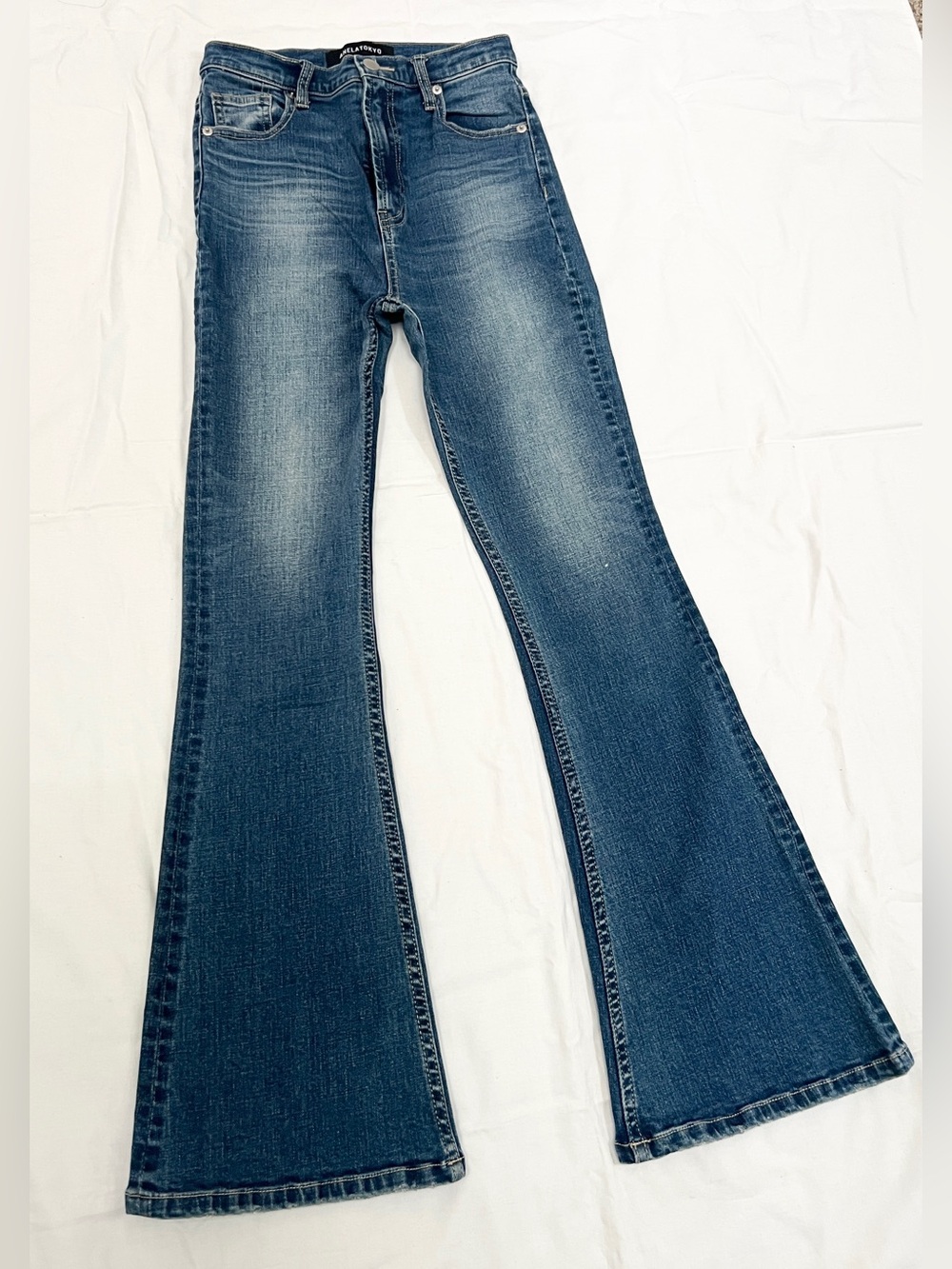 Classic Boot-Cut Women’s Jeans in Medium Blue Denim
